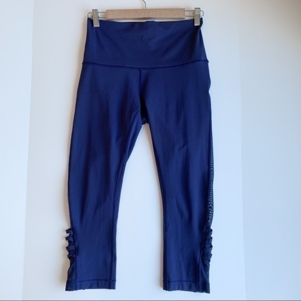 LULULEMON Minimalist Crop Hero Blue Size 8 - Picture 6 of 16